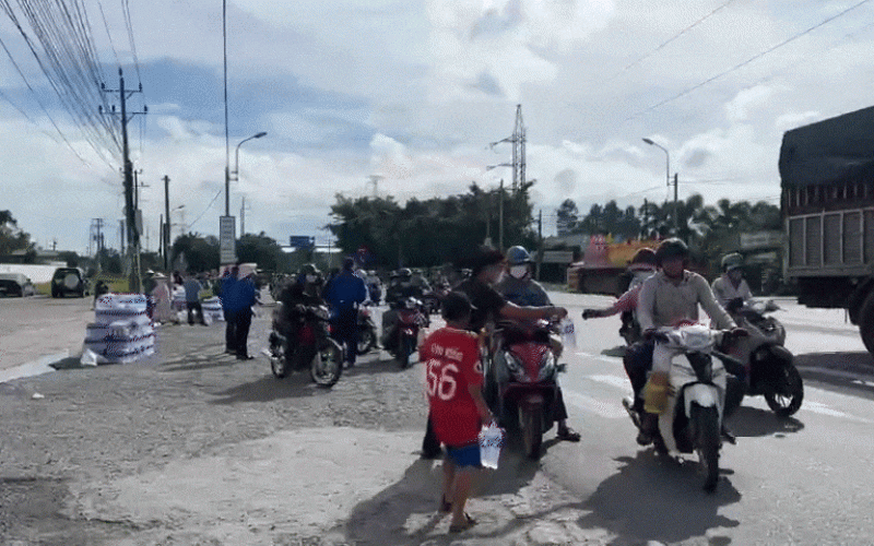 Long An gắn trách nhiệm của chủ nhà hàng, quán ăn với bảo đảm an toàn giao thông