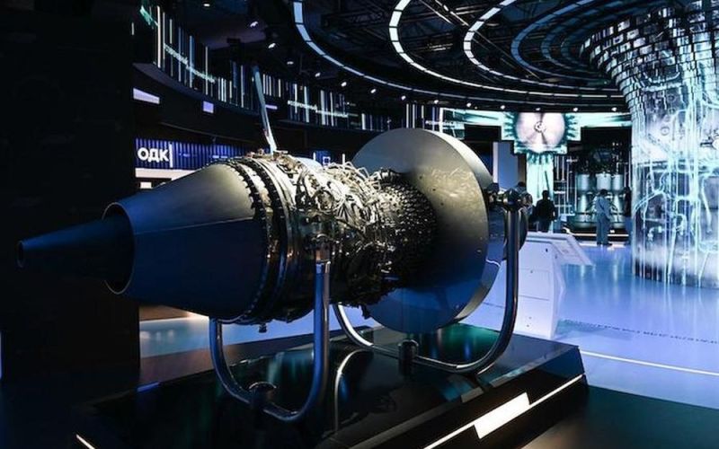 Máy bay SJ-100 'trễ hẹn dài hạn' khi động cơ PD-8 vẫn chưa sẵn sàng