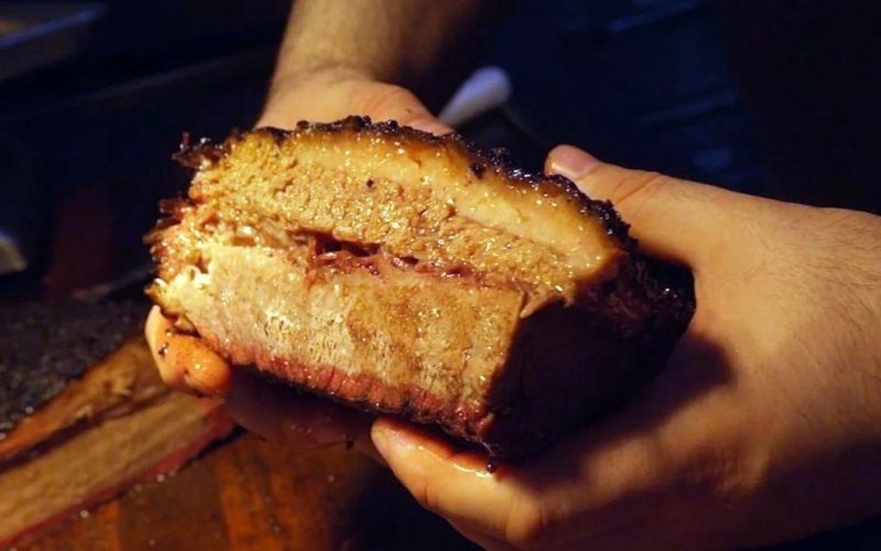 Món ức bò ở nhà hàng BBQ lẩn khuất bất ngờ gây sốt