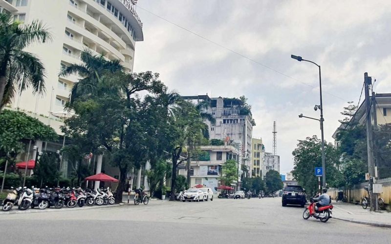 Mục sở thị điểm giữ xe 'chất lượng cao' nhiều ý kiến trái chiều ở Huế