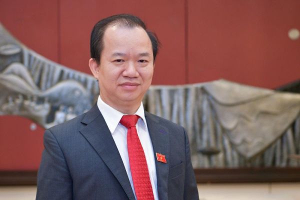 Nâng cao nhận thức, trách nhiệm của toàn xã hội đối với công cuộc chấn hưng văn hóa