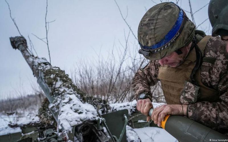 NATO muốn châu Âu tăng sản xuất vũ khí hỗ trợ Ukraine