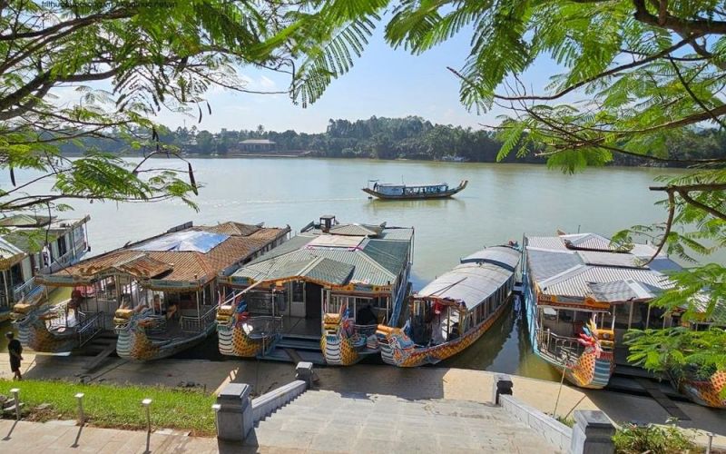Ngắm đô thị di sản Huế từ 'đệ nhất cổ tự' linh thiêng