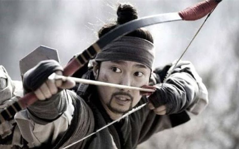 Người xưa có thể kéo cây cung nặng 200 cân, vì sao người hiện đại lại không làm được? Là sức khỏe chúng ta đang bị thoái hóa sao?