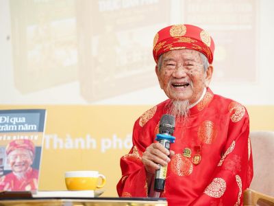 Nhà nghiên cứu 104 tuổi chia sẻ bí quyết giữ đầu óc minh mẫn