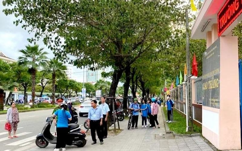 Nhân rộng mô hình 'Phụ huynh tự quản về an toàn giao thông- trật tự đô thị'