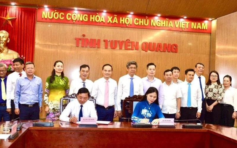 Nhiều hoạt động hợp tác văn hóa, thể thao và du lịch giữa Tuyên Quang và Bình Thuận