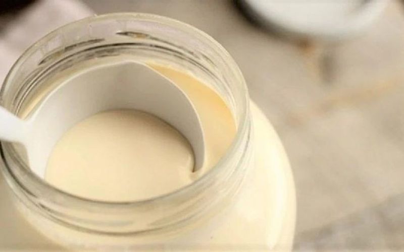 Nhiều siêu thị không kinh doanh váng sữa đang bị thu hồi