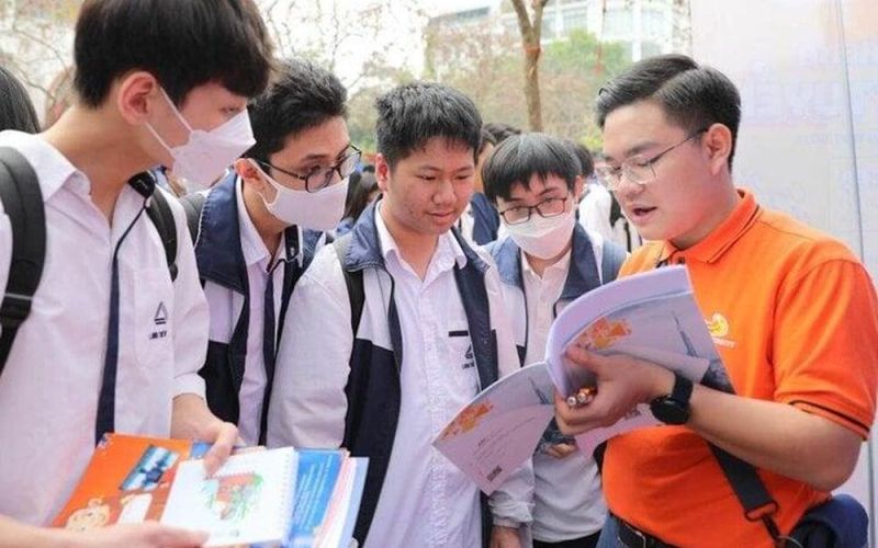 Nhiều trường đại học top đầu đua nhau mở ngành mới