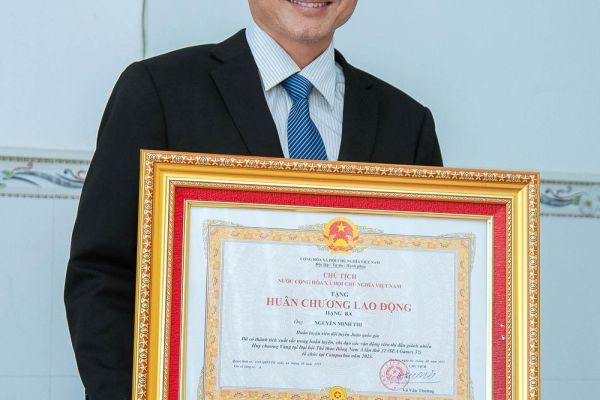 Những tấm gương 'tỏa sáng' trên đấu trường khu vực