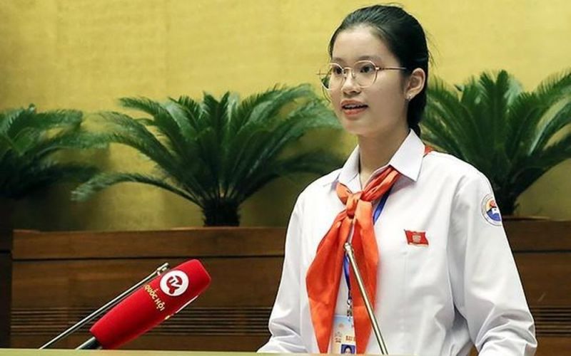 Nữ sinh trẻ nhất trong Top 20 đề cử 'Gương mặt trẻ Việt Nam tiêu biểu': Mê khoa học và giàu lòng nhân ái