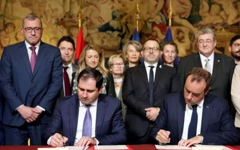 Pháp ký hợp đồng bán súng bắn tỉa và đào tạo sỹ quan cho Armenia