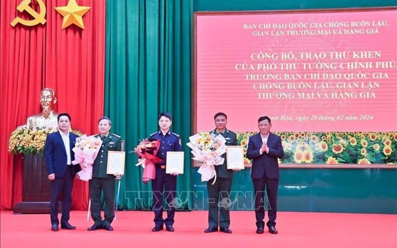 Phó Thủ tướng gửi Thư khen chiến công triệt phá vụ 17,7 kg ma túy