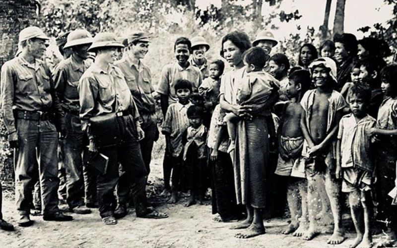 Quân đội Việt Nam giúp đỡ Campuchia ngăn chặn chế độ diệt chủng quay trở lại