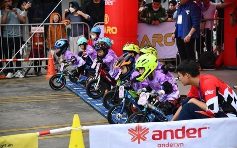 Sân chơi bổ ích của các cua rơ nhí