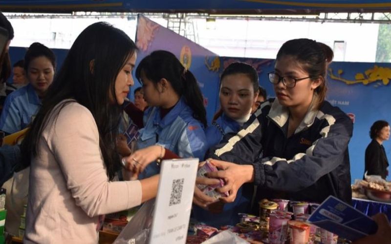 Tăng nguồn lực chăm lo, hỗ trợ cho người lao động trong dịp Tết Nguyên đán