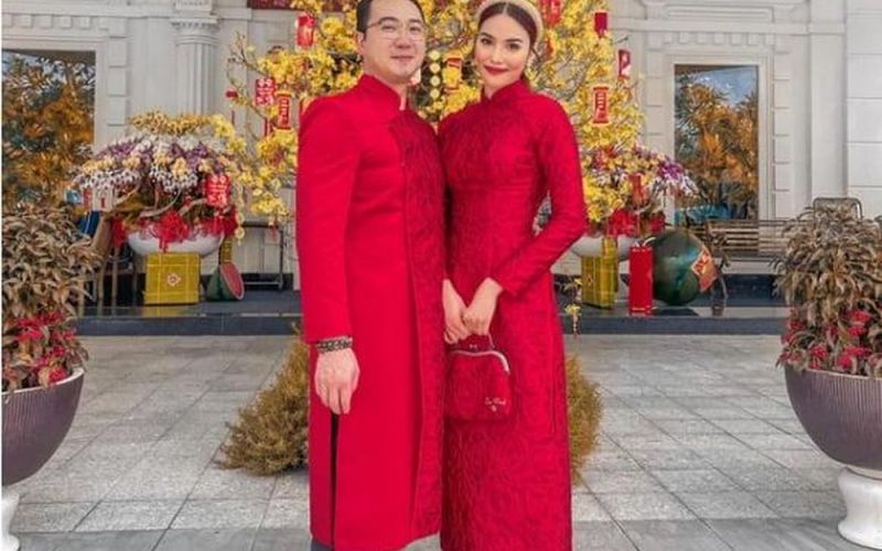 Thăm cơ ngơi của sao Việt cận Tết: Lan Khuê trang hoàng cung điện 'dát vàng', đâu đâu cũng là hoa quý