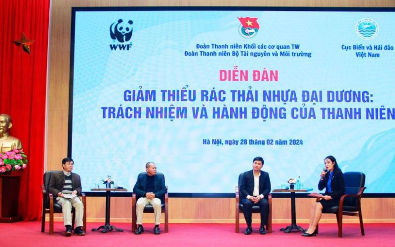 Thanh niên Việt Nam chung tay giảm thiểu rác thải nhựa