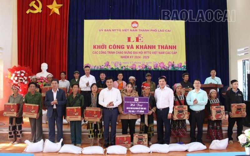 Thành phố Lào Cai hỗ trợ gần 80 hộ nghèo, cận nghèo sửa chữa, làm mới nhà 'Đại đoàn kết'