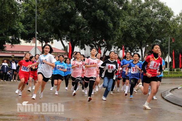 Thành phố Tam Điệp, huyện Yên Khánh phát động Tháng Hoạt động thể dục, thể thao