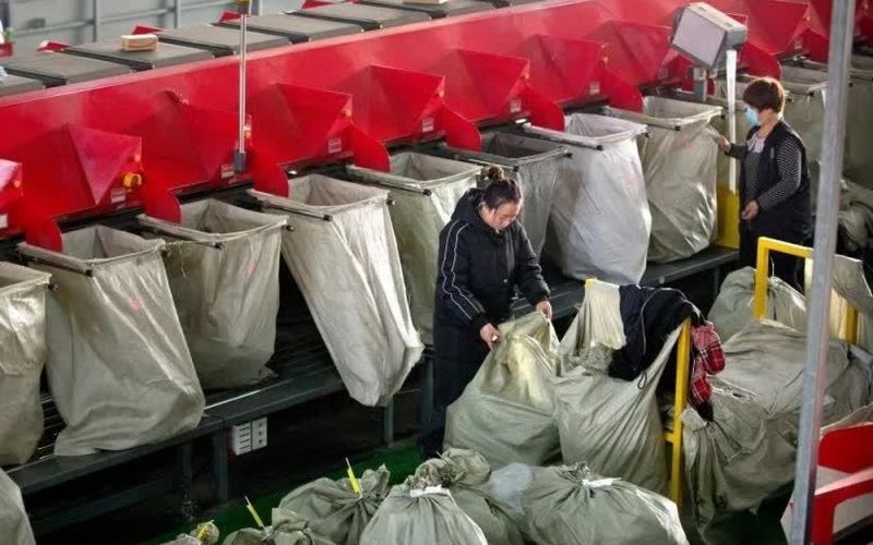 Thế hệ 'không săn sale online thì đời không nể'