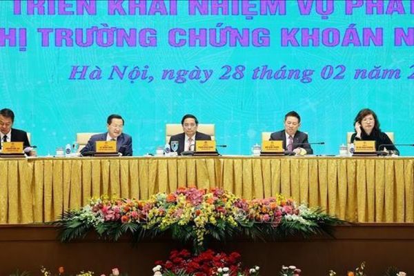 Thủ tướng Phạm Minh Chính: 'Chính phủ quyết tâm nâng hạng thị trường chứng khoán'