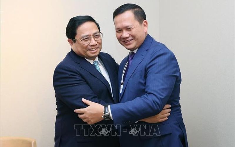 Thủ tướng Phạm Minh Chính gặp Thủ tướng Campuchia Hun Manet