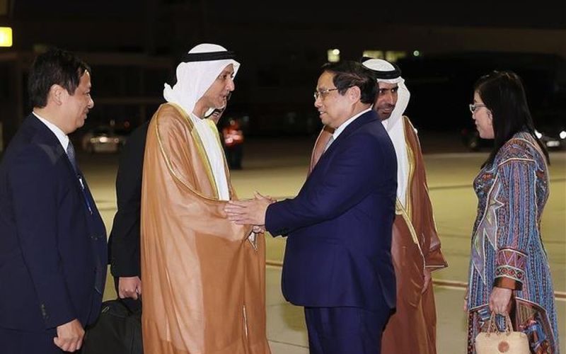 Thủ tướng Phạm Minh Chính và Phu nhân tới Dubai tham dự COP28 và hoạt động song phương tại UAE