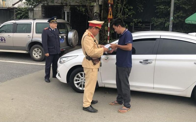 Tiếp tục tuần tra, kiểm soát an toàn giao thông sau tết