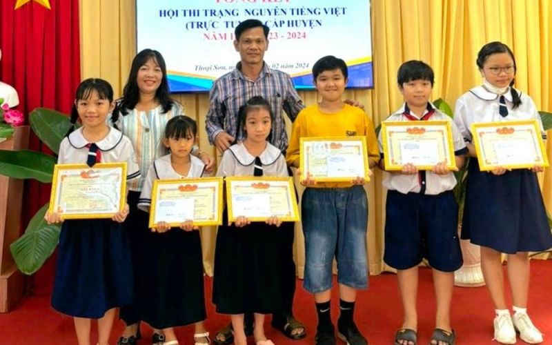 Tổng kết trao thưởng Hội thi 'Trạng Nguyên Tiếng Việt' cấp huyện