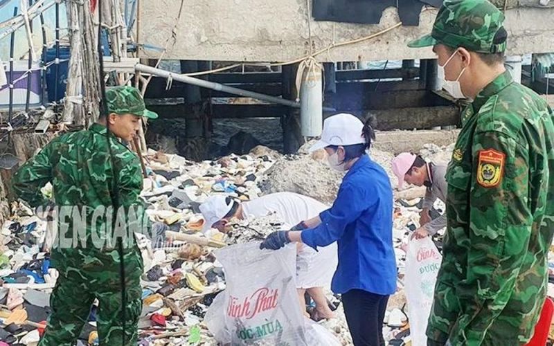 Tổng vệ sinh môi trường tại xã An Sơn