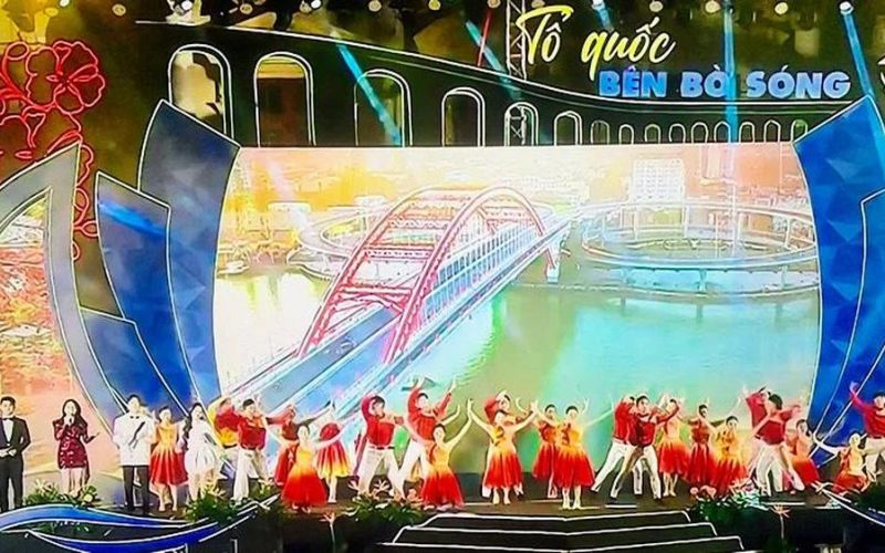 Trao giải Cuộc thi ảnh nghệ thuật 'Tổ quốc bên bờ sóng' lần thứ 2