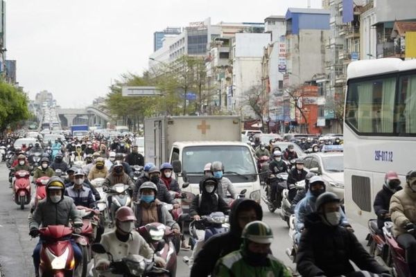 Trật tự an toàn giao thông trên đường Vành đai 2: Cần nâng cao ý thức của người tham gia giao thông