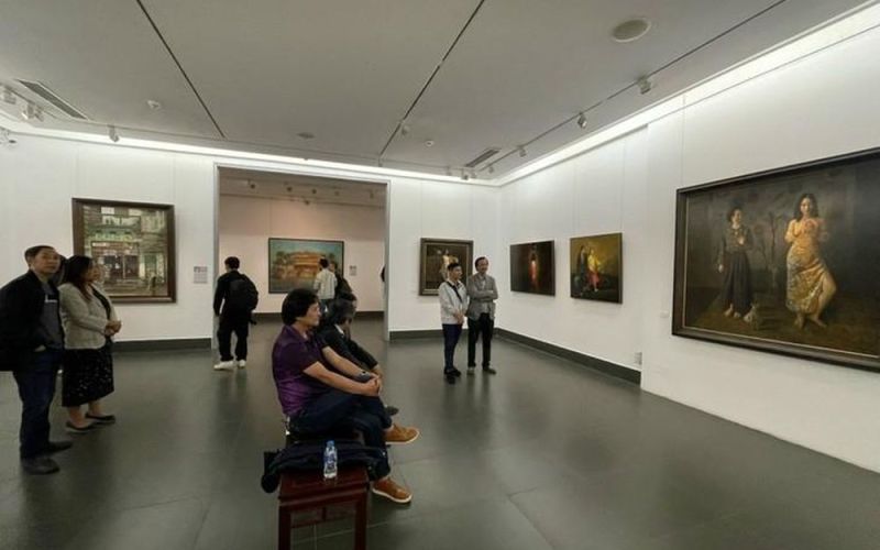 Triển lãm lần 5 nhóm Hiện thực: Những ẩn dụ của hội họa hiện thực