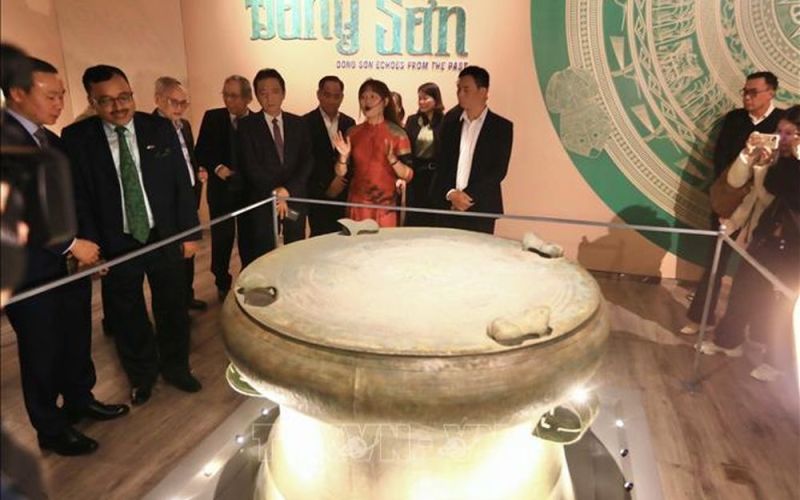 Trưng bày di vật đặc sắc 'Âm vang Đông Sơn', góp phần giải đáp bí ẩn kỹ thuật đúc trống đồng từ 2.000 năm trước