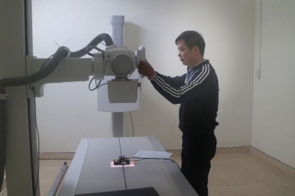 Trung tâm Ứng dụng tiến bộ Khoa học và Công nghệ kiểm định thiết bị chụp X-quang tổng hợp