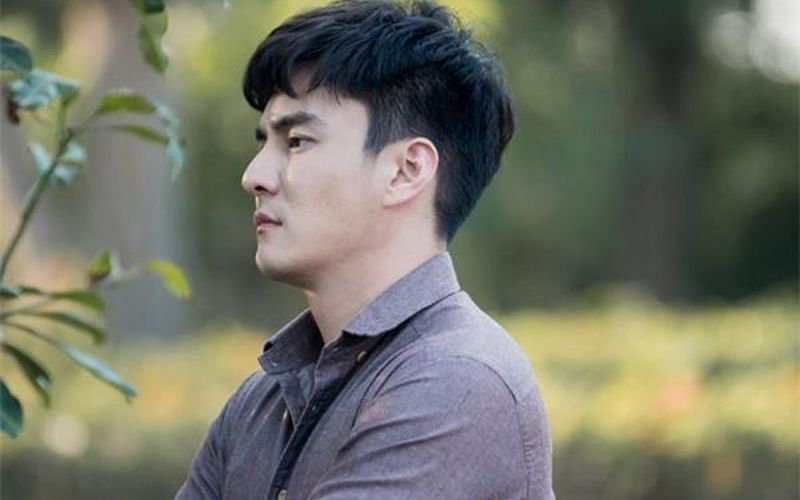 Tự hào có người yêu tài giỏi, tôi gửi ảnh khoe với bạn thân, ngờ đâu cậu ta chốt một câu chắc nịch khiến tôi tái xám mặt mày