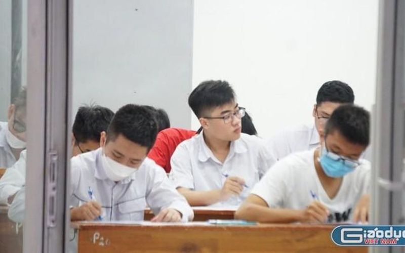 Tuyển sinh lớp 10 ở Vĩnh Phúc: Thi tuyển kết hợp tuyển thẳng