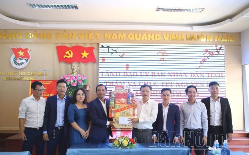 UBND tỉnh Đắk Nông chúc tết Hội Doanh nhân trẻ