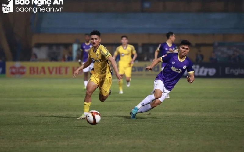 V-League và chuyện hành động đẹp trên sân cỏ