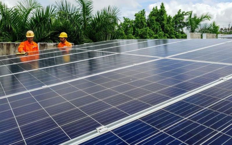 VCCI đề xuất cho phép mua bán trực tiếp điện mặt trời mái nhà