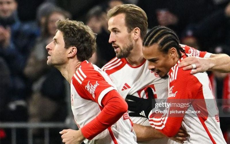 Video bóng đá Bayern - Stuttgart: Cú đúp của Kane, áp đảo toàn diện (Bundesliga)
