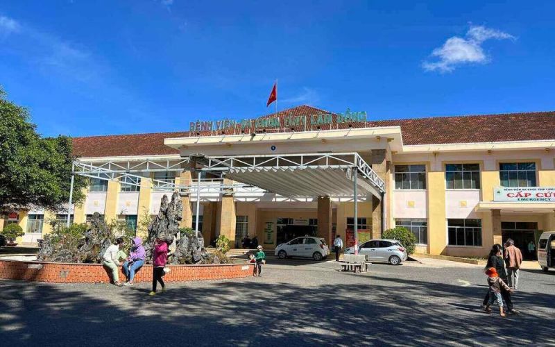 Vụ 'bệnh nhân phải mổ vì bệnh viện... trả nhầm kết quả X-quang': Bộ Y tế yêu cầu kiểm điểm, làm rõ trách nhiệm