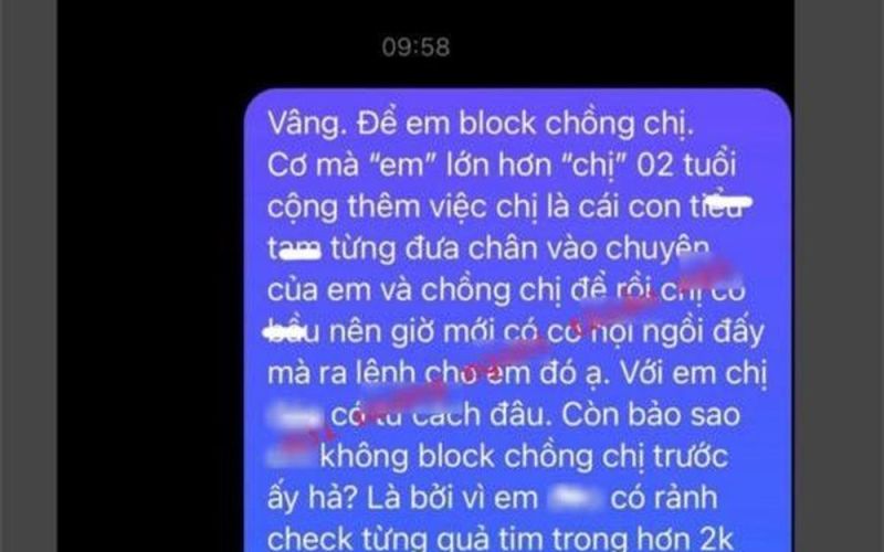 Vừa lên ngôi 'chính thất', 'tiểu tam' đã nhắn tin yêu cầu người yêu cũ của chồng block vì sợ chồng mình thả tim