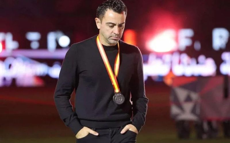 Xavi dọa thu dọn hành lý và rời Barcelona