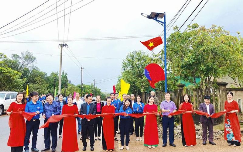 Xung kích xây dựng nông thôn mới, đô thị văn minh