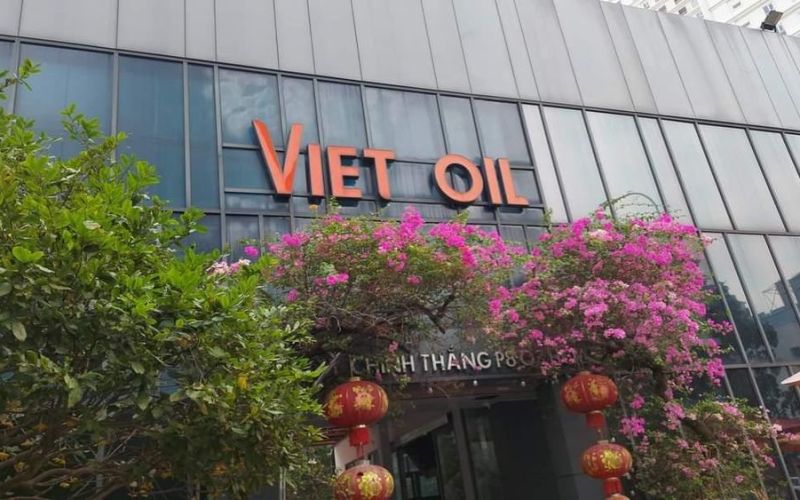 Xuyên Việt Oil và Hải Hà Petro bị dừng thông quan xăng dầu